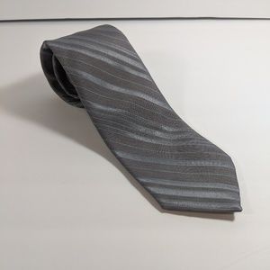 Manhattan Vintage Gray with Red Tie